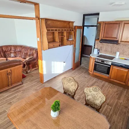 Apartment Stan Na Dan Centar
